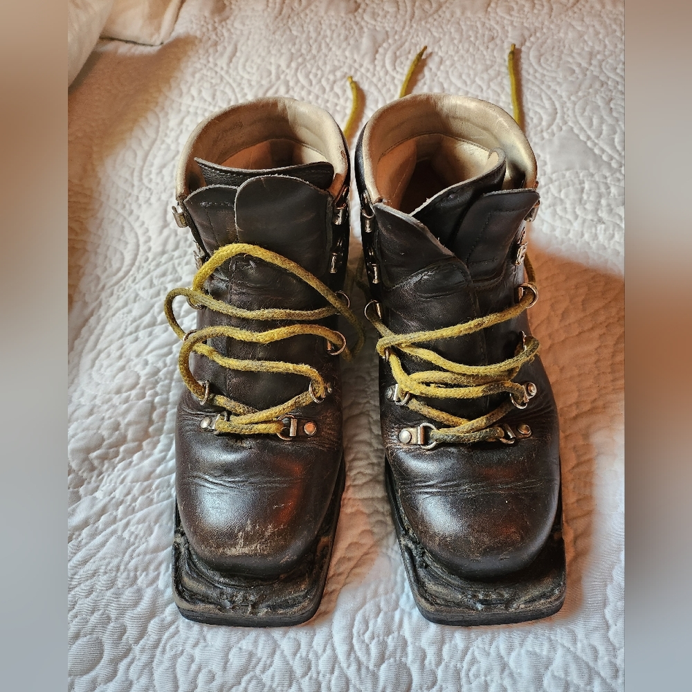 Vintage Asolo Sport Snowfield Ski Boot Black Men's 6